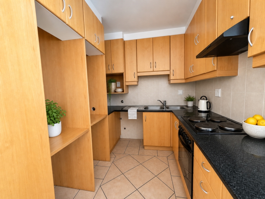 2 Bedroom Property for Sale in Sea Point Western Cape